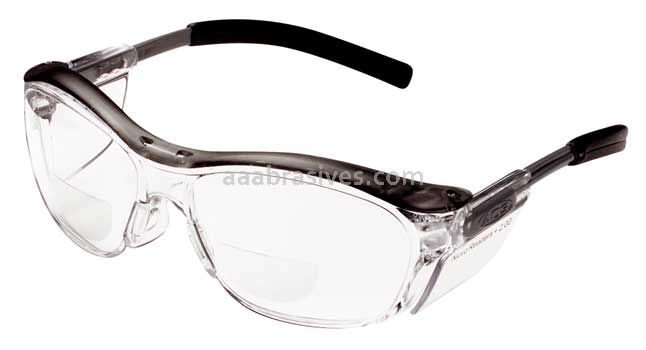 3M™ 7000052798 Nuvo™ Reader Protective Eyewear 11435-00000-20 Clear Lens Gray Frame +2.0 Diopter