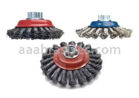 Norton 4 x .014 x 5/8-11/Carbon Steel//Wire Saucer Cup Brushes