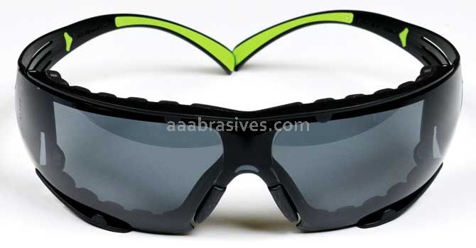 3M™ 7100112244 SecureFit™ Protective Eyewear SF402AF-FM Foam Grey Anti-fog Lens