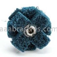 Standard Abrasives  Buff and Blend Cross Buff HS 725005 1-1/2" x 1/2" x 3 Ply x 8-32 A MED (Stock)