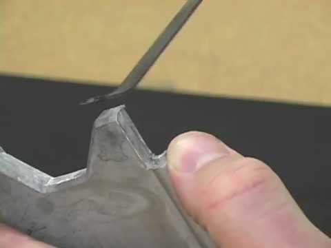 Dynabrade 10832 - Straight-Line Pencil Filer Video